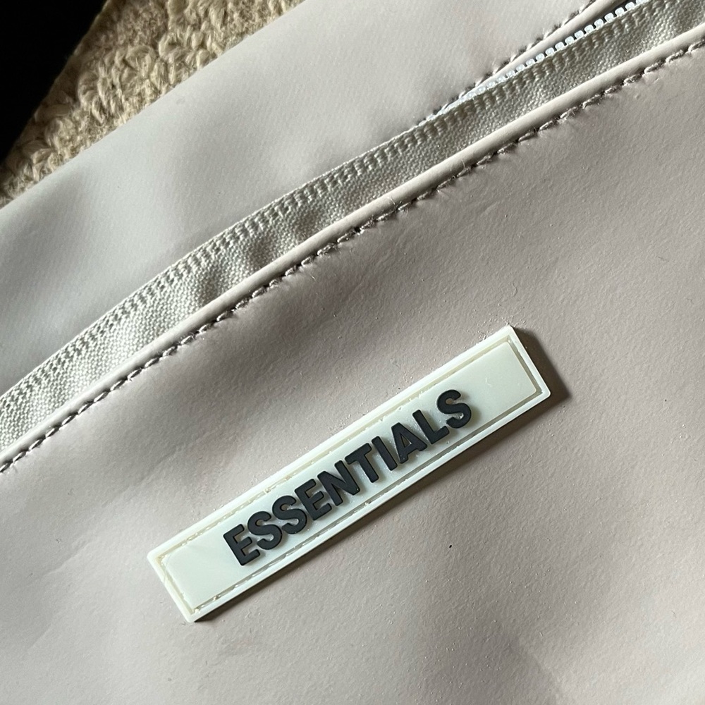 Essentials Belt Bag